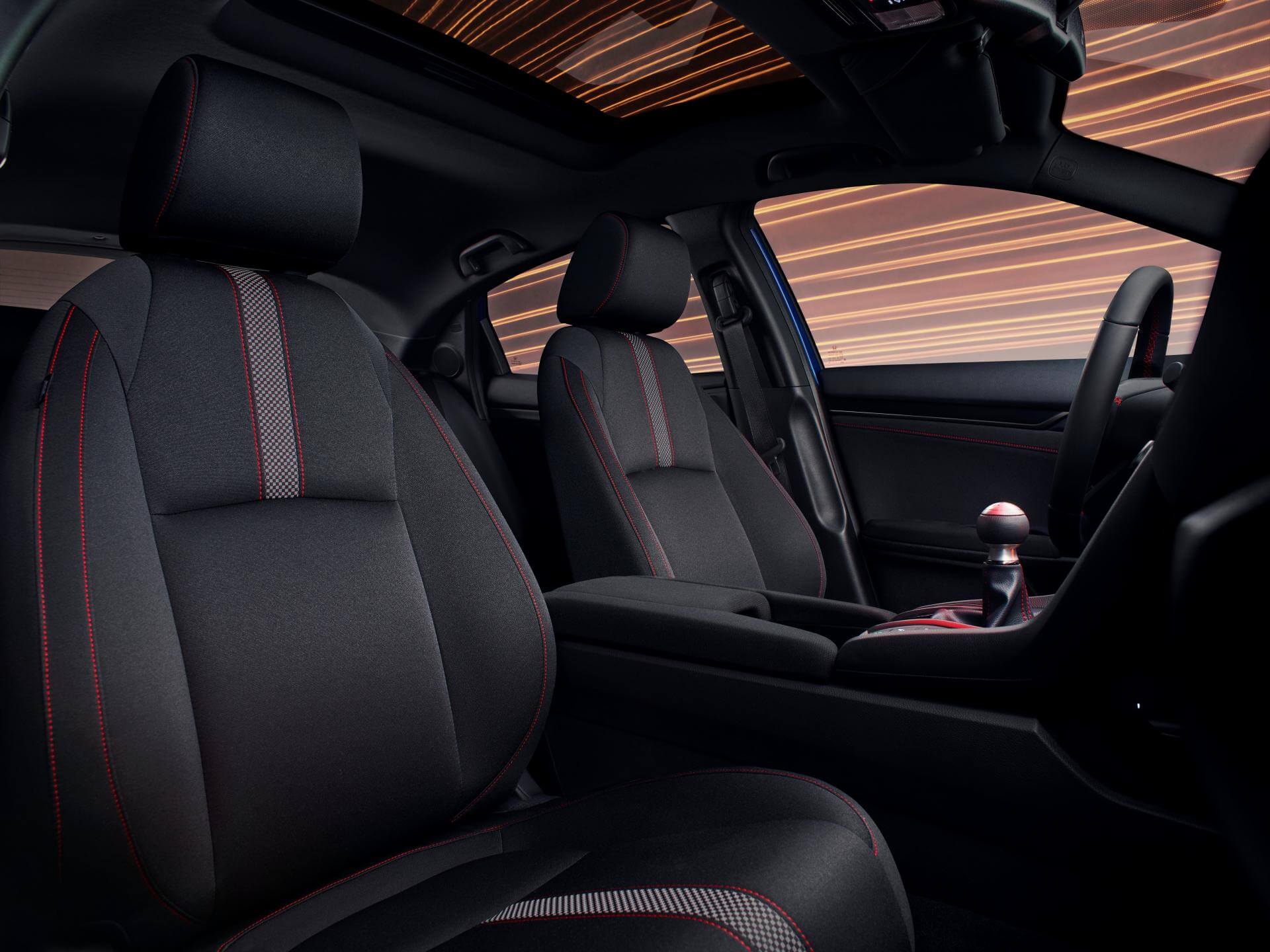 Honda Civic Sport Line 2020: interior.