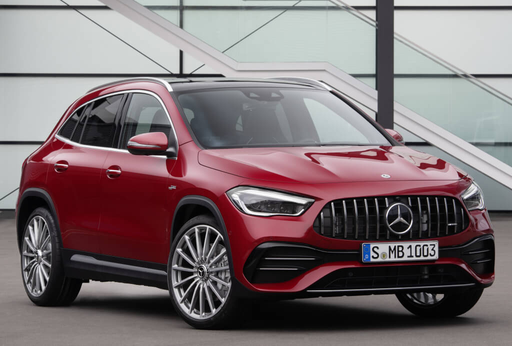 Mercedes-AMG GLA 35 4Matic: frontal.