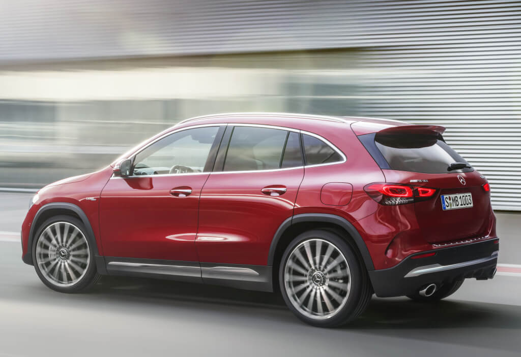 Mercedes-AMG GLA 35 4Matic: trasera.