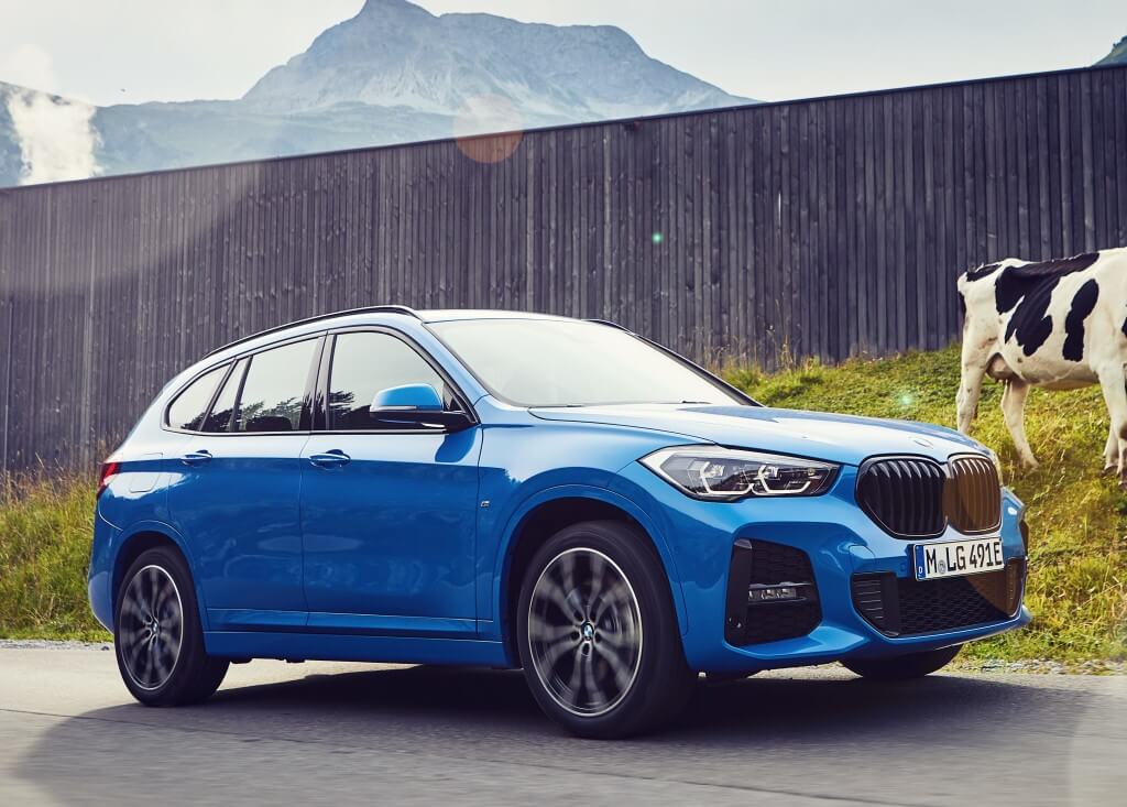 BMW X1 xDrive25e, vista lateral.