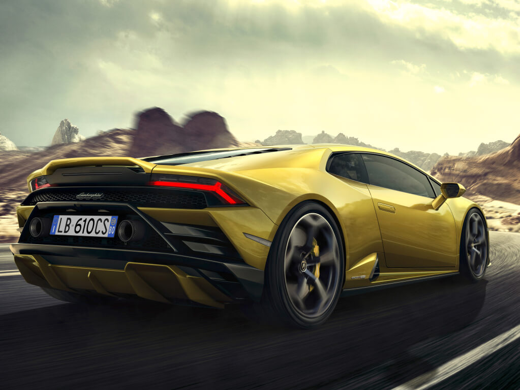 trasera del Lamborghini Huracan Evo RWD.