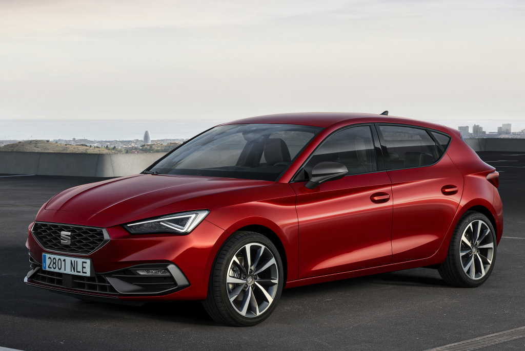 Seat Leon 2020, la nueva generación del pilar central de Mantorell