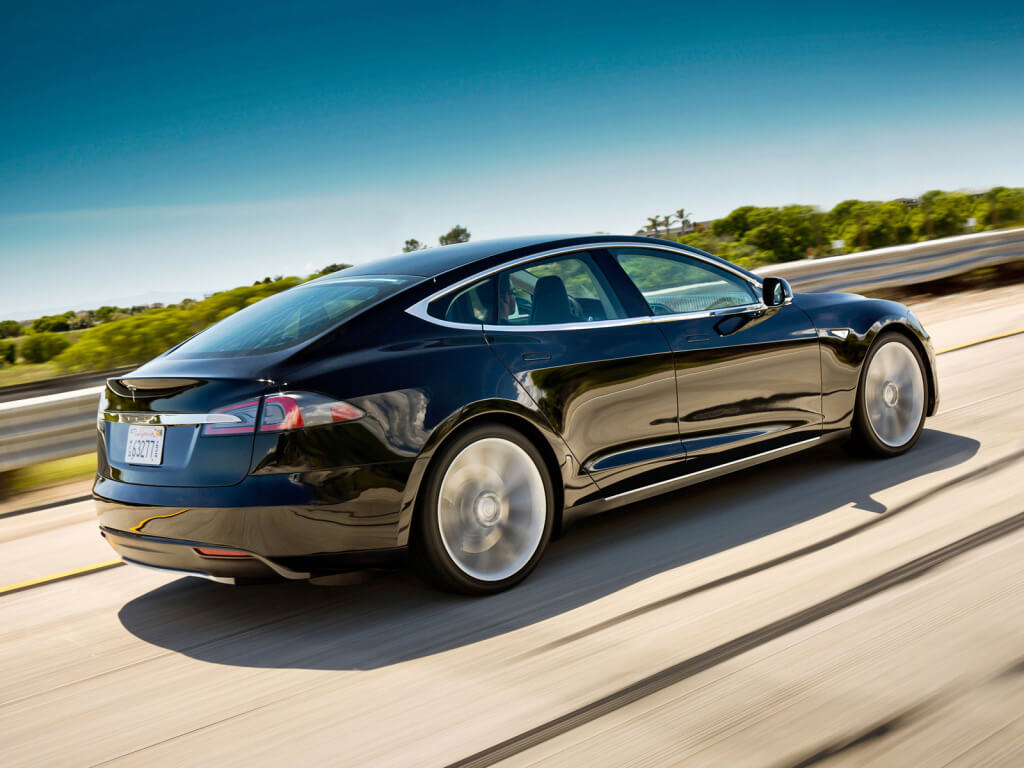 Tesla Model S: trasera.