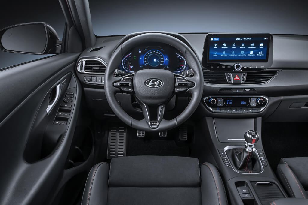 Hyundai i30 2020, interior.