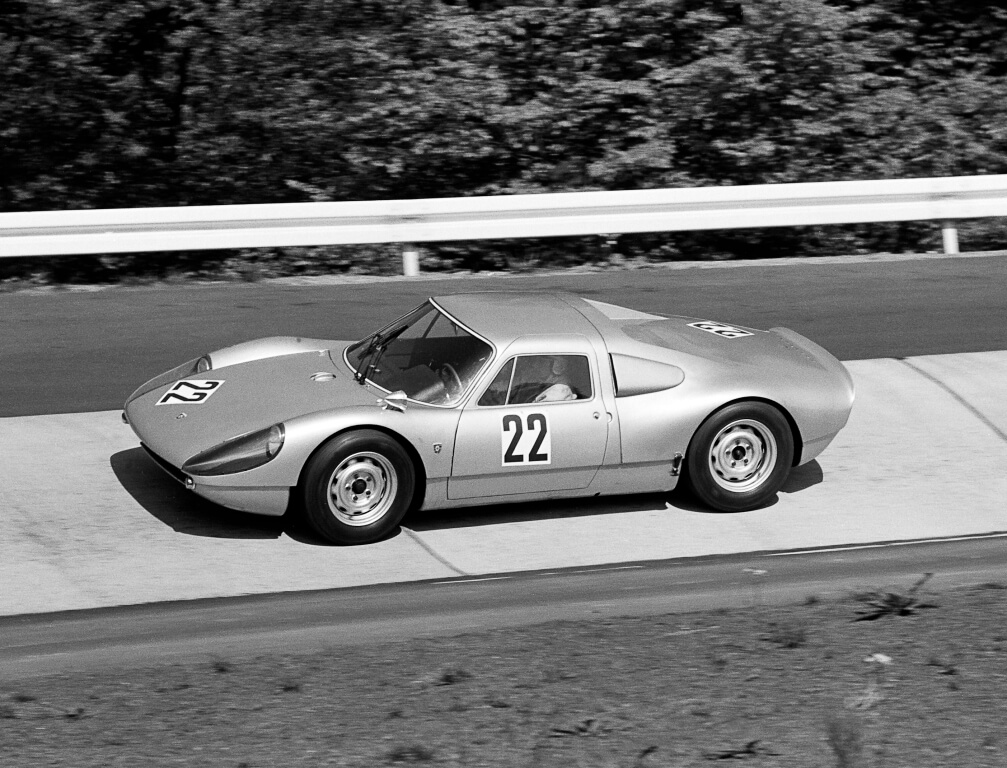 Porsche 904 Carrera GTS.