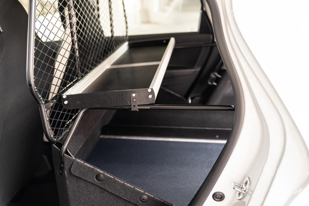 Renault ZOE Van: repisa.