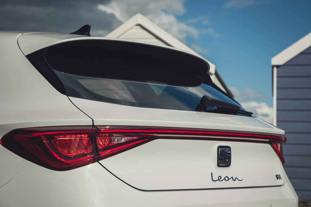 Tira LED del nuevo Seat Leon FR.