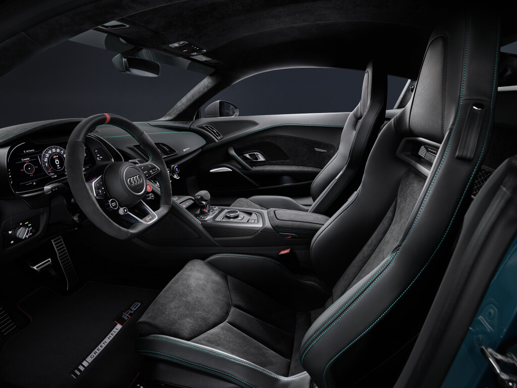 Audi R8 Green Hell Edition: interior.