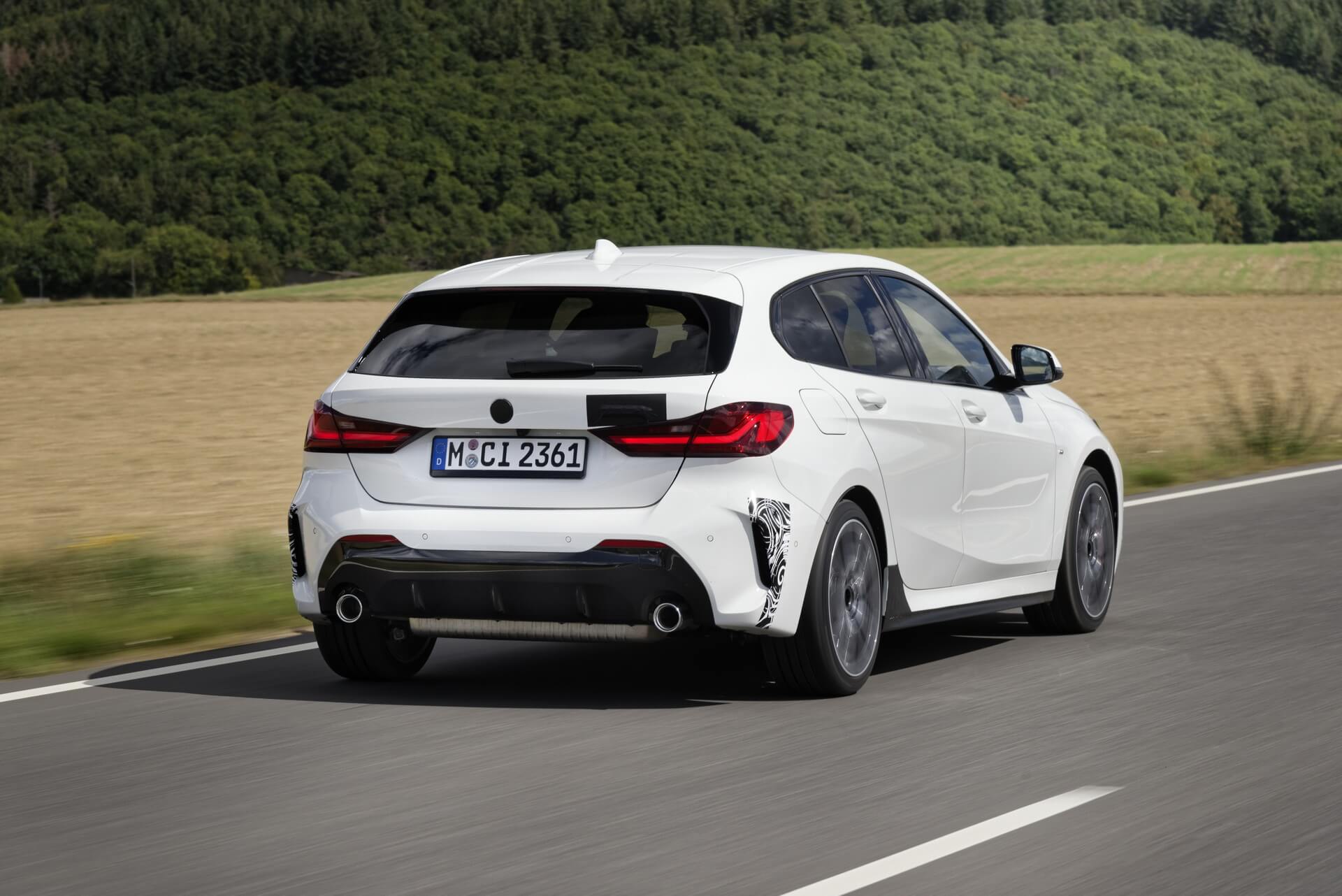 BMW 128ti: trasera.