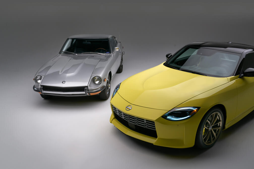Nissan Z: frontal.