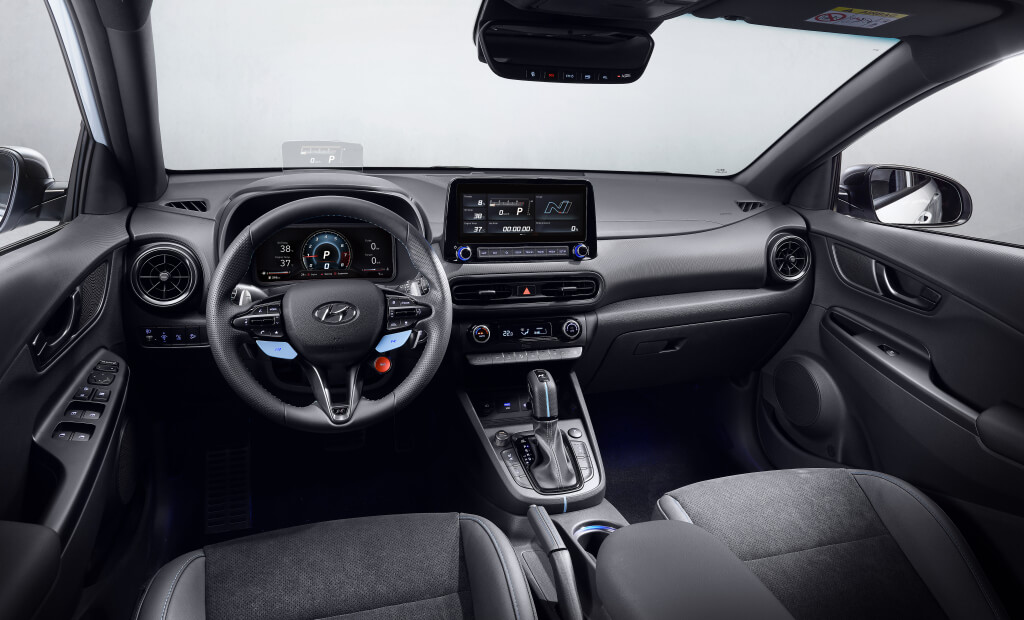 Hyundai Kona N: interior.