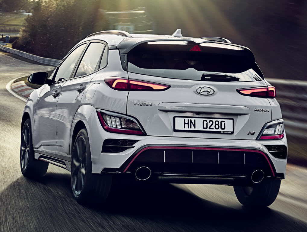 Hyundai Kona N: trasera.