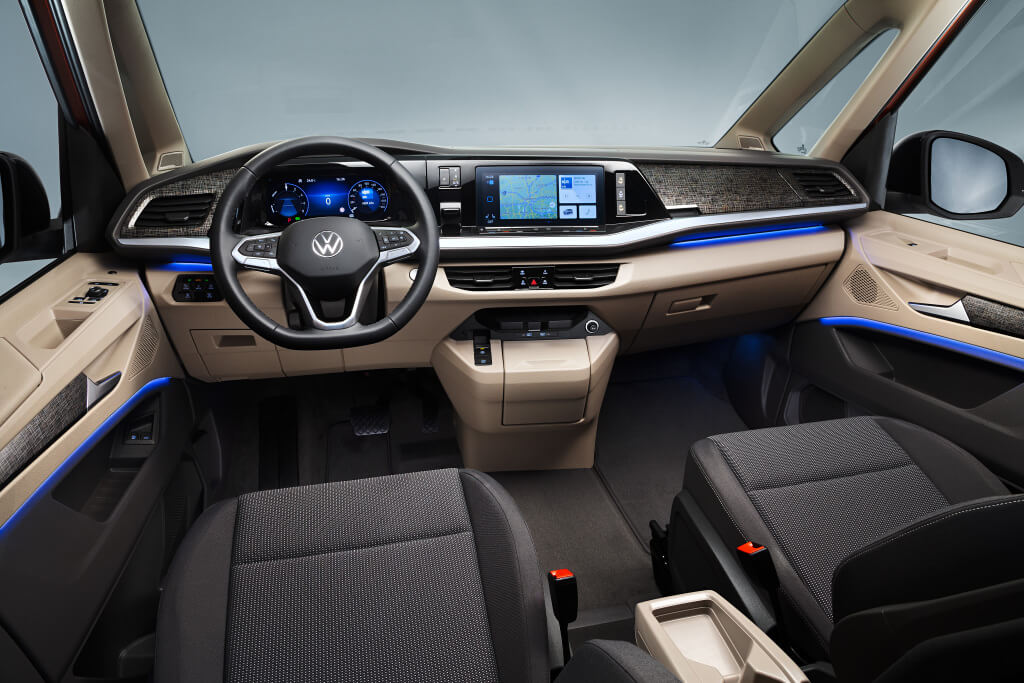 Volkswagen Multivan 2022: interior.