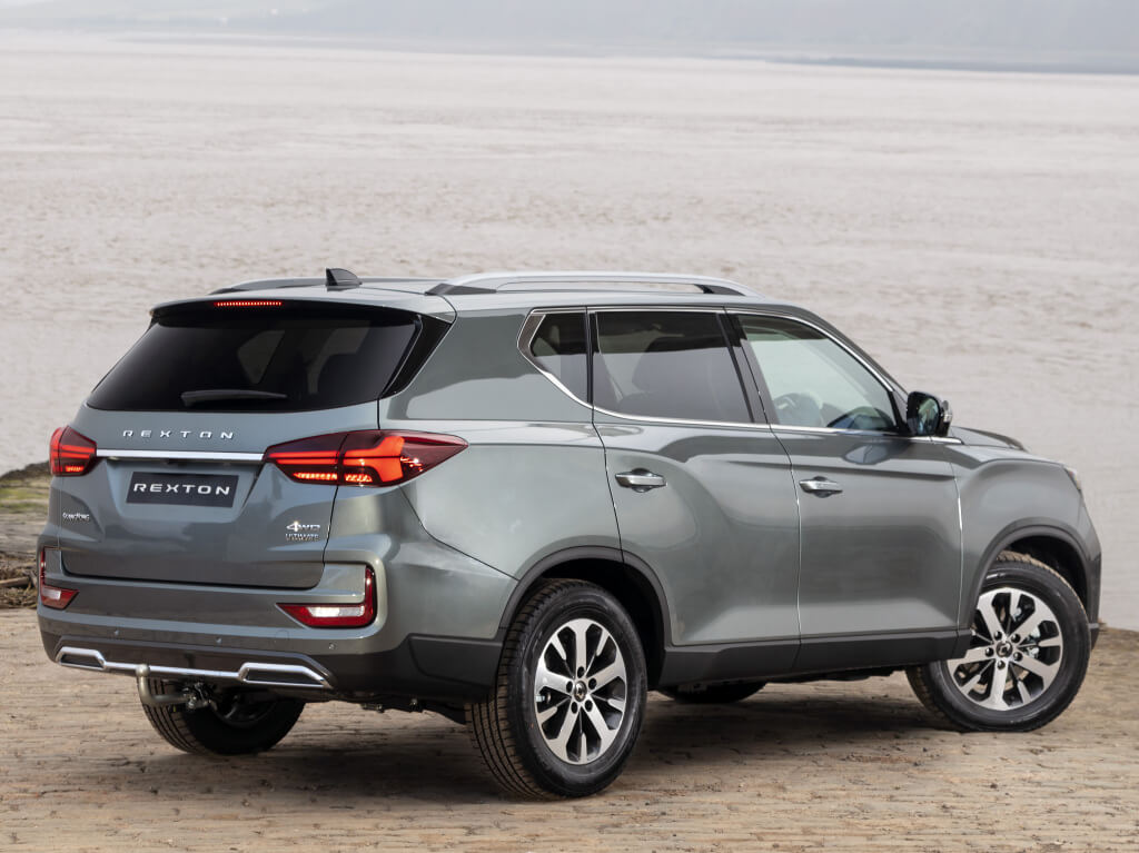 SsangYong Rexton 2021, parte trasera.