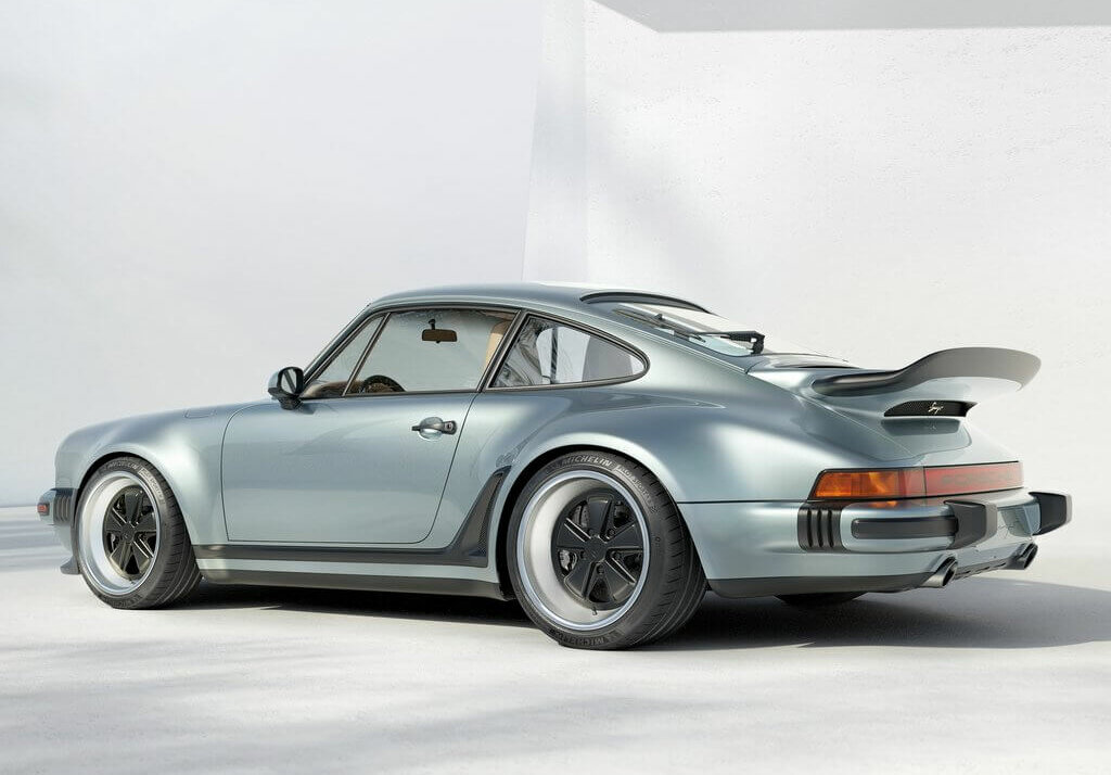 Singer Turbo Study: trasera.