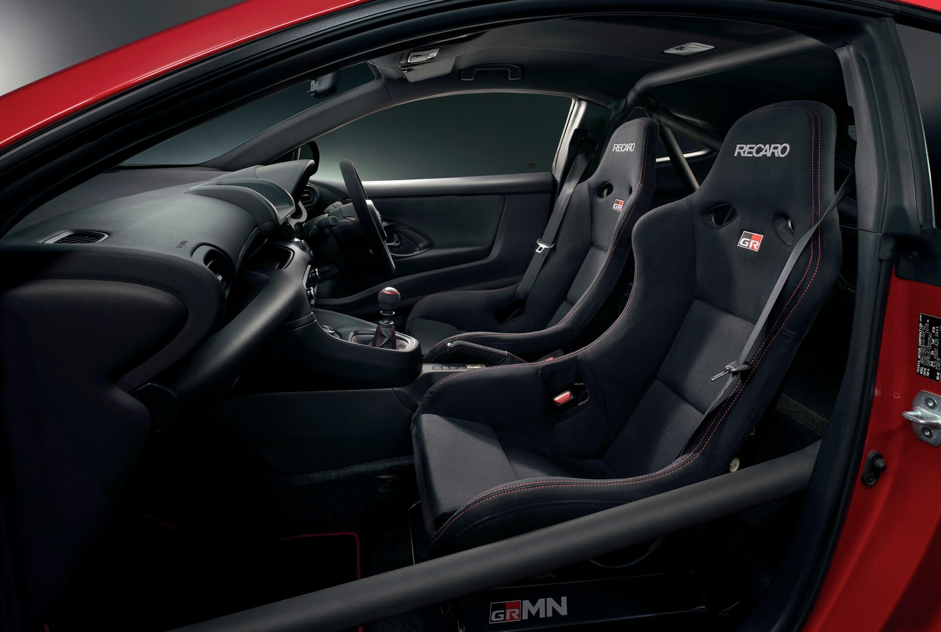 Toyota GRMN Yaris: interior.