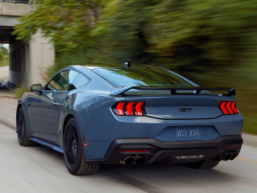 Ford Mustang GT: trasera.