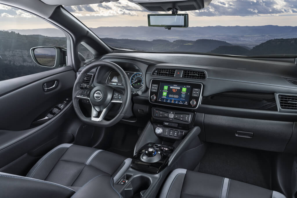 Nissan Leaf: interior.