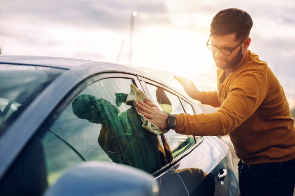 Preparar tu carro para vender es fundamental para conseguir compradores.