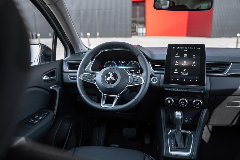Mitsubishi ASX: interior.