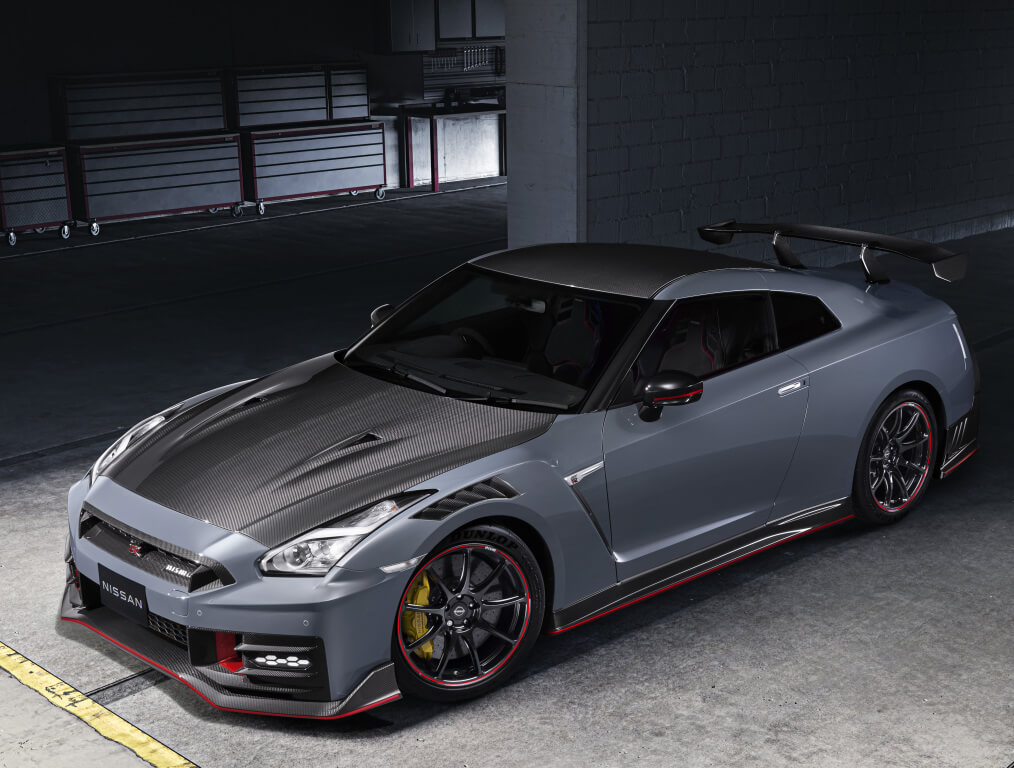 Nissan GT-R Nismo: frontal.