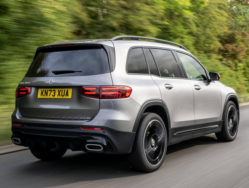 Mercedes GLB 2023, parte trasera.