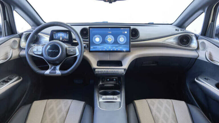 byd dolphin interior