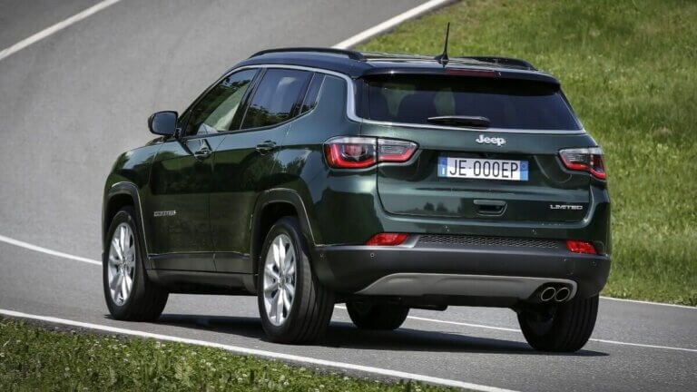 jeep compass 2020 vista trasera