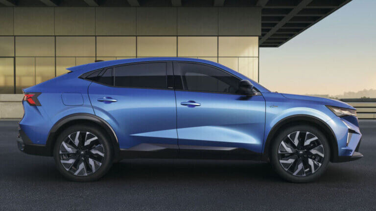 vista lateral renault rafale