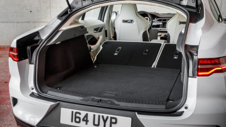 jaguar I-Pace 21 maletero