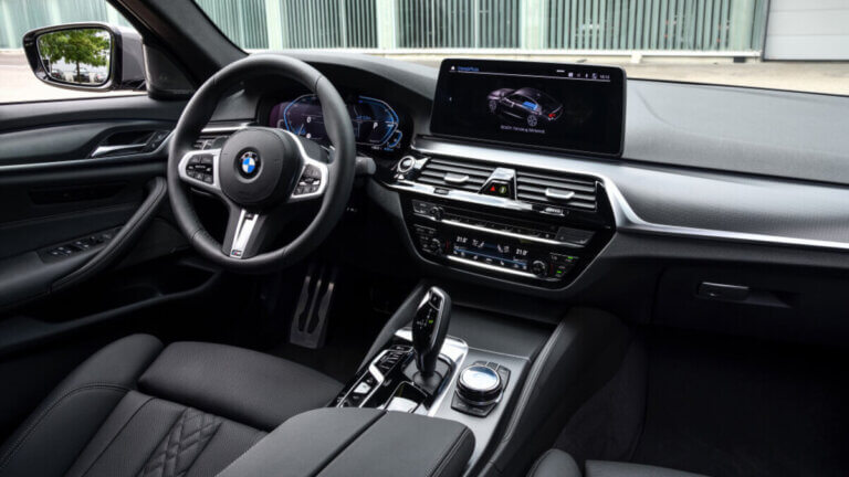 bmw 545e interior