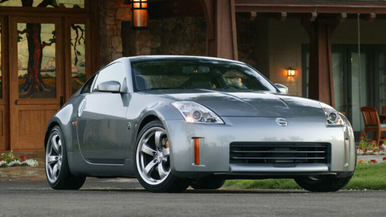 nissan 350z vista lateral