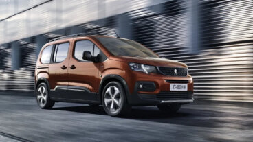 El paso de las exitosas furgonetas Stellantis a motorizaciones eléctricas